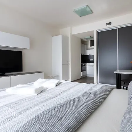Apartman 12 Min Centrum, 200mb Wifi, Onsite Supermarket